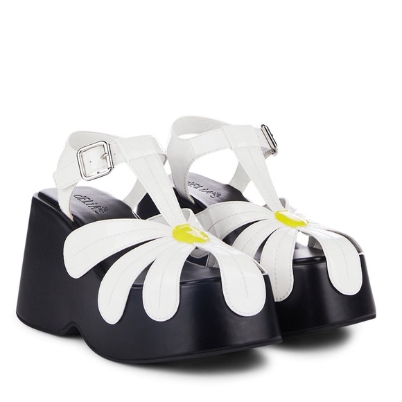 DELIA*S BY DOLLS KILL DAISY FOREVER FROLICKING PLATFORM SANDALS SIZE 8 - Picture 1 of 14